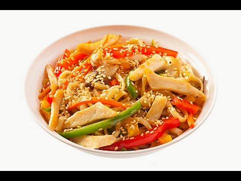 Лапша удон с курицей и овощамиы