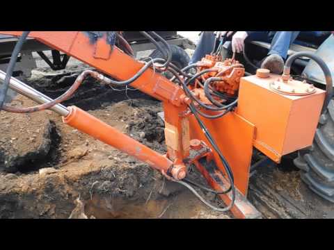 Проводом можно попасть под шаговое напряжение Проводом можно попасть под шаговое напряжение