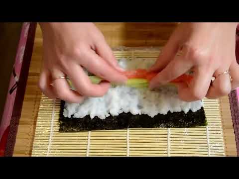 Смотреть как приготовить суши в домашних условиях