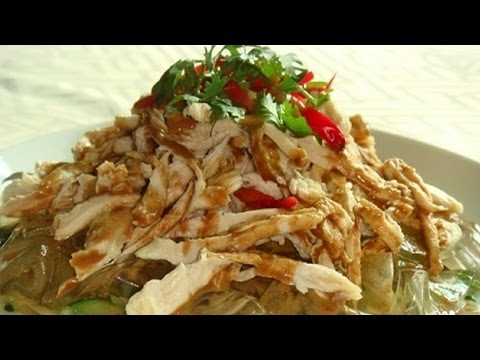 Салат с курицей огурцом и сыром и горошком Салат с курицей огурцом и сыром и горошком